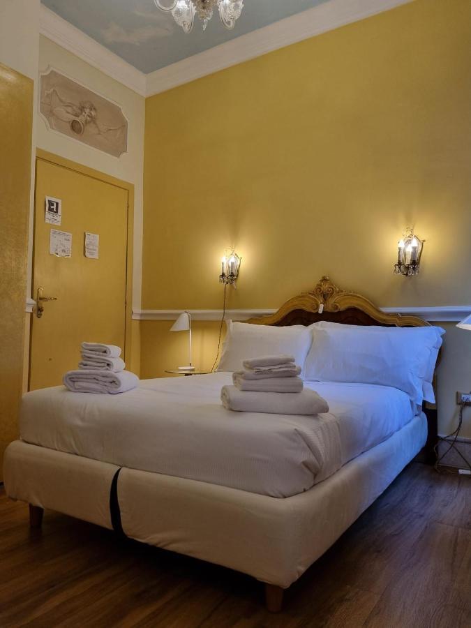 Casa Alla Fenice Venesia Bagian luar foto