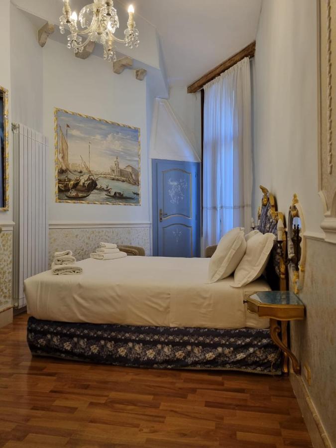 Casa Alla Fenice Venesia Bagian luar foto