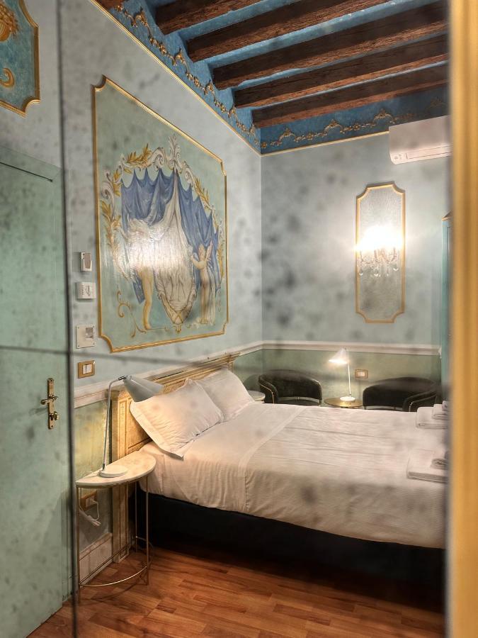 Casa Alla Fenice Venesia Bagian luar foto