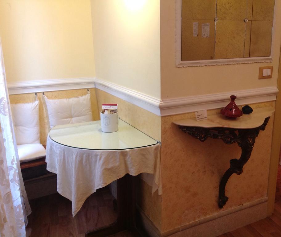 Casa Alla Fenice Venesia Bagian luar foto