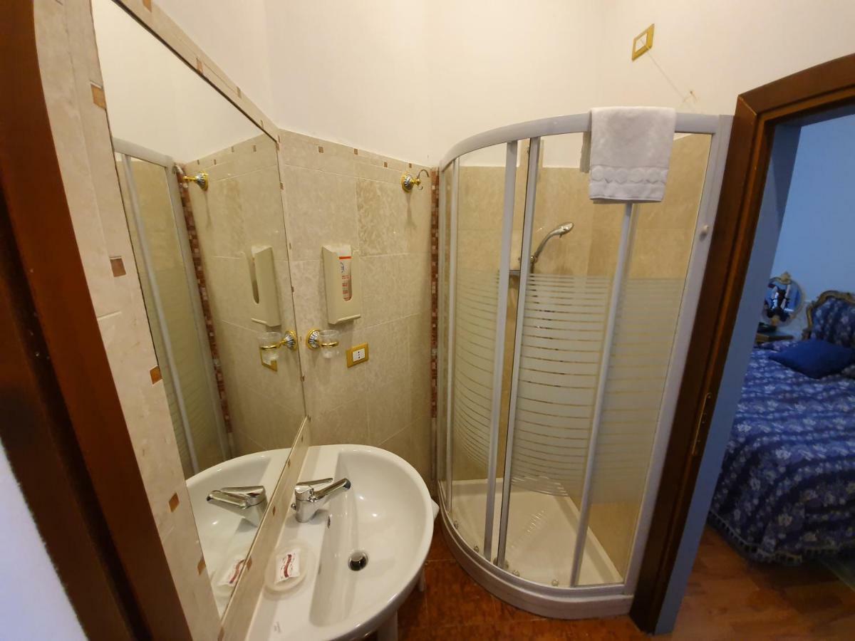 Casa Alla Fenice Venesia Bagian luar foto